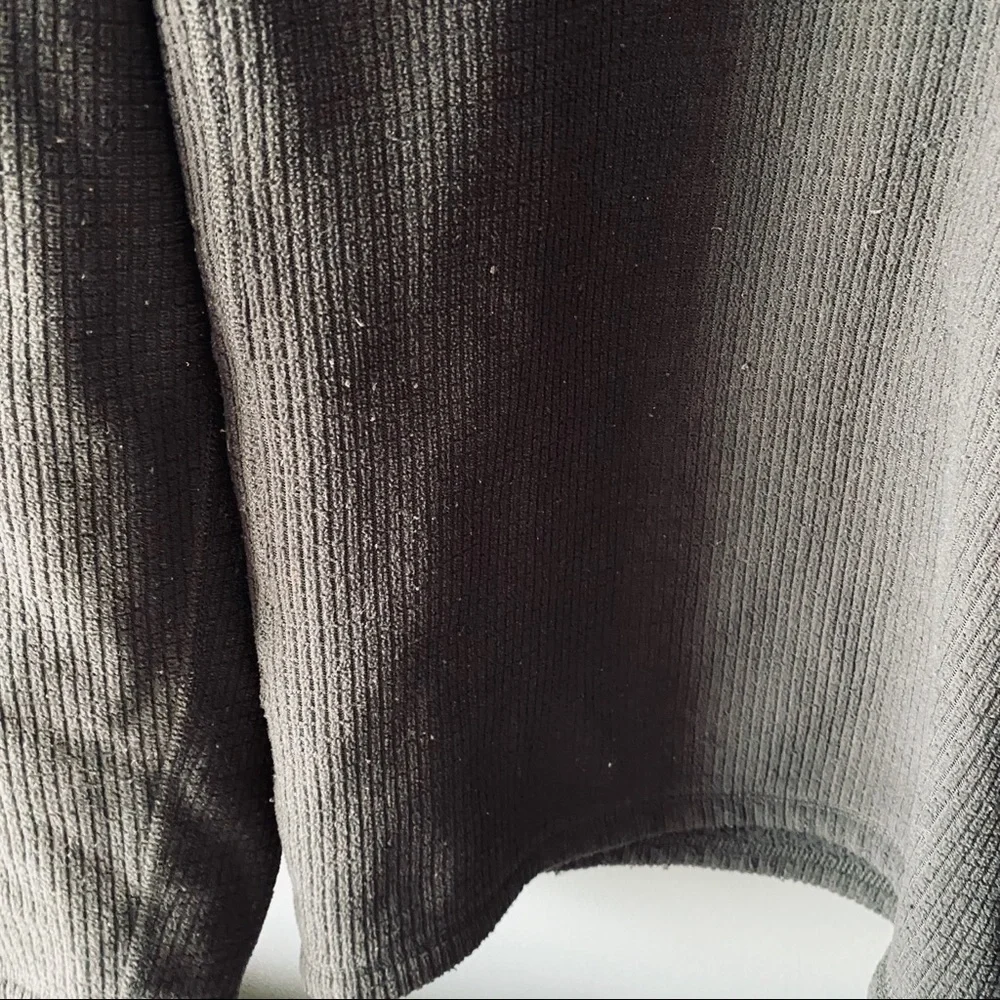 The North Face charcoal gray quarter zip